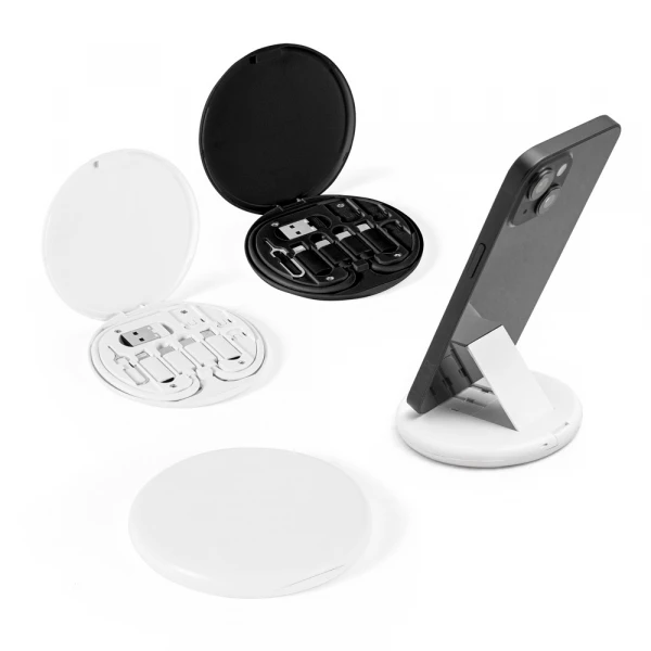 Conjunto cabo e adaptadores de carregamento super-rápido em ABS 100% reciclado que permite a transferência de dados